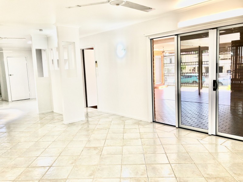 42 PAXTON ST, North Ward QLD 4810