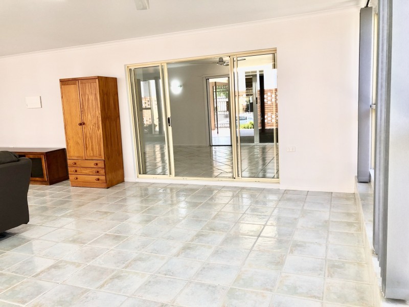 42 PAXTON ST, North Ward QLD 4810