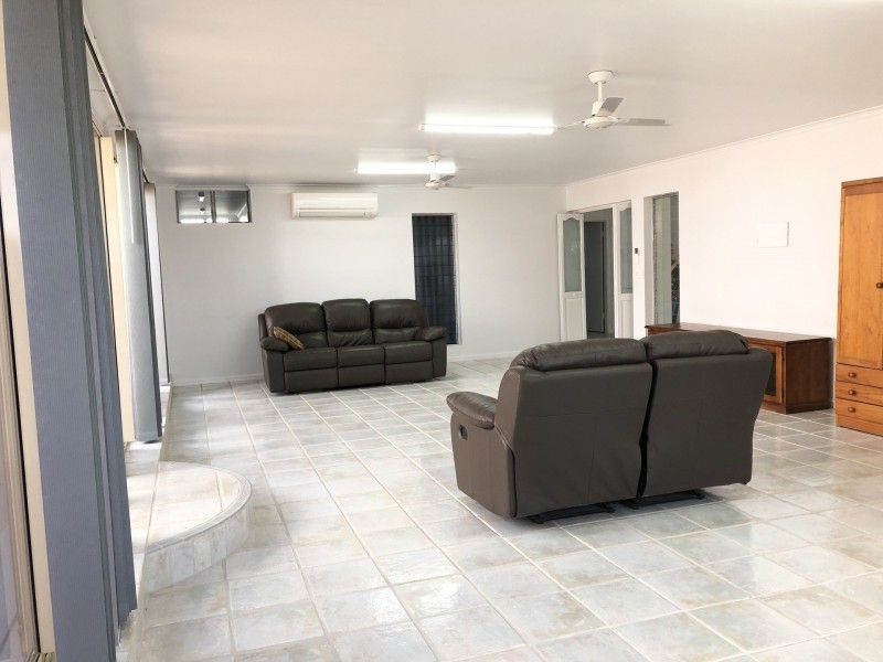 42 PAXTON ST, North Ward QLD 4810