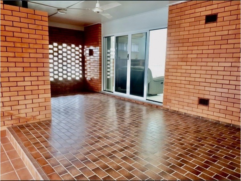 42 PAXTON ST, North Ward QLD 4810