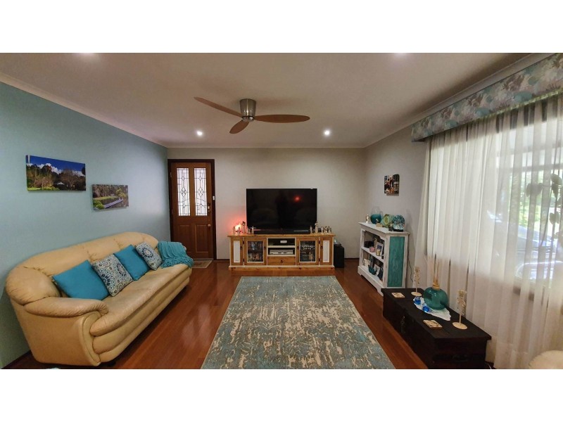 196 Holyoake Road, Dwellingup WA 6213