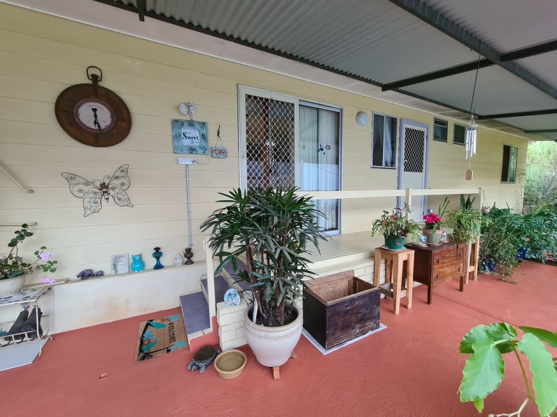 196 Holyoake Road, Dwellingup WA 6213