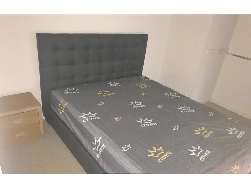 1 Village Mews, Caulfield North VIC 3161