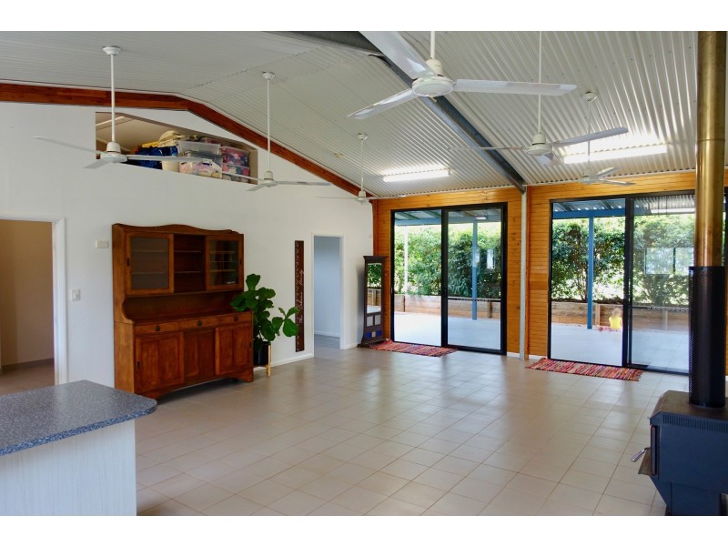 1 Hamilton Close, Tolga QLD 4882