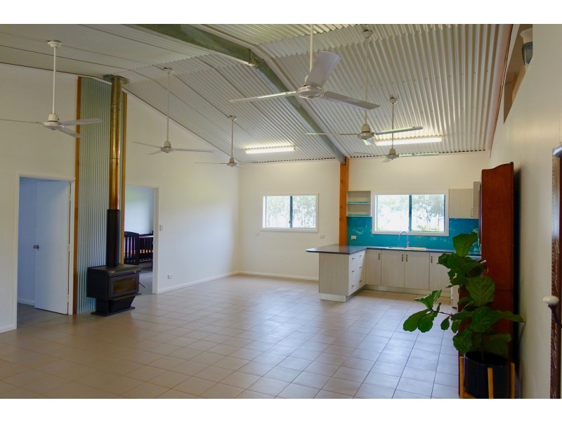 1 Hamilton Close, Tolga QLD 4882