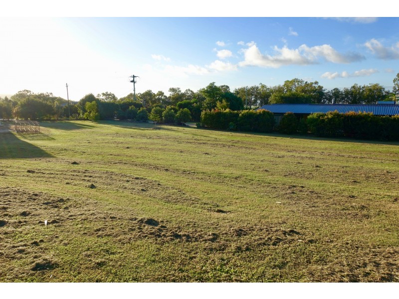 1 Hamilton Close, Tolga QLD 4882