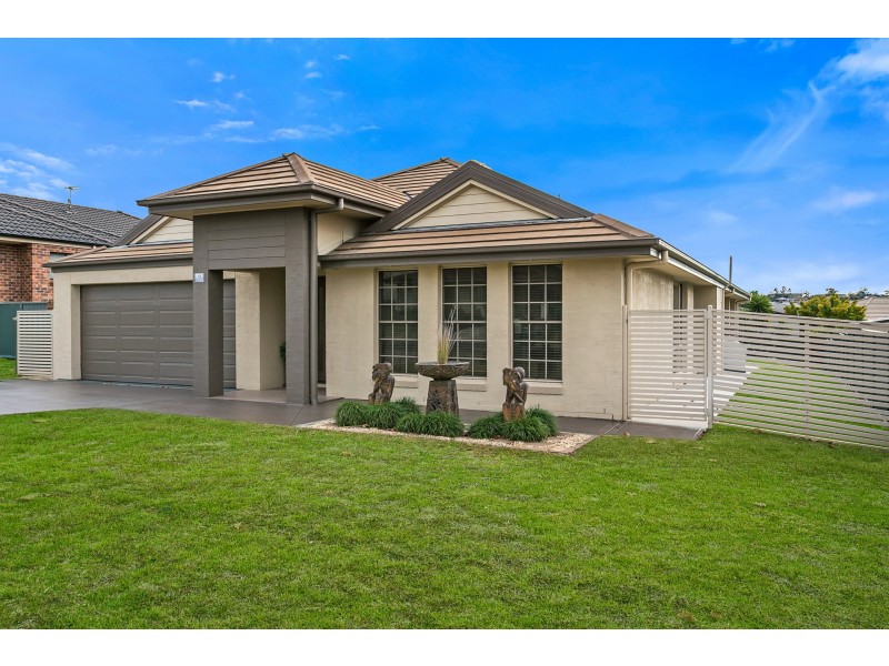 63 The Heights South, South Tamworth NSW 2340