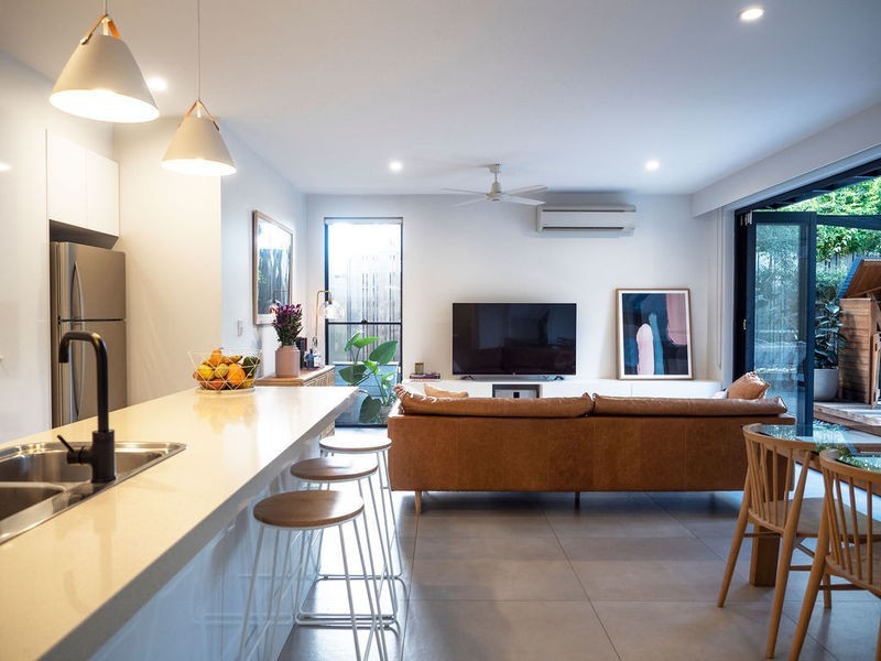 1/20 Queens Road, Taringa QLD 4068