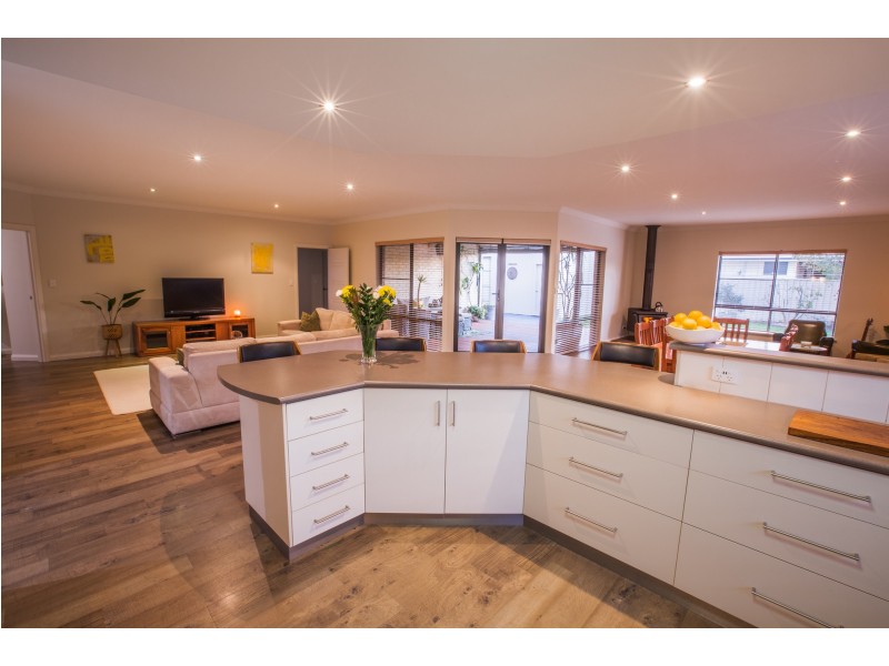 33 Gerdes Way, Mckail WA 6330