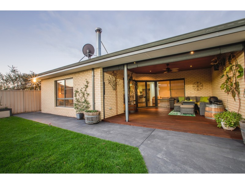 33 Gerdes Way, Mckail WA 6330