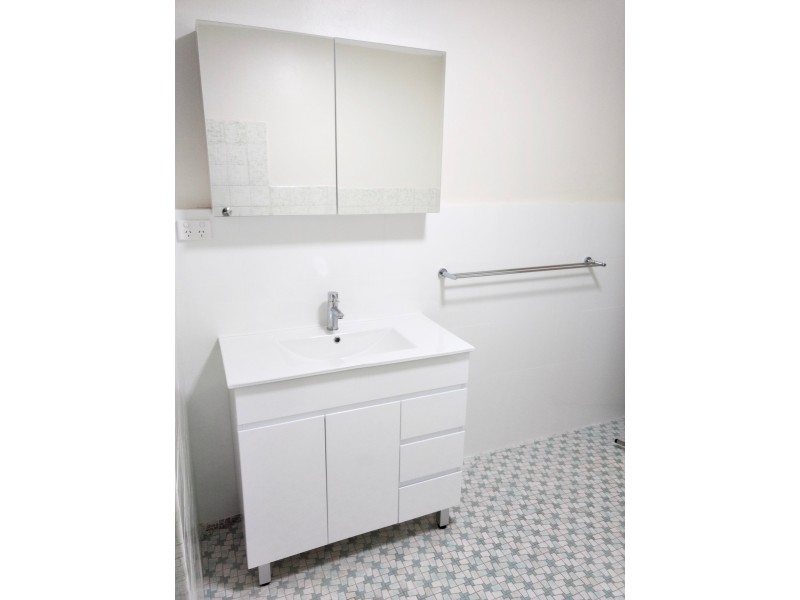 2/3 Short Street, Carlton NSW 2218