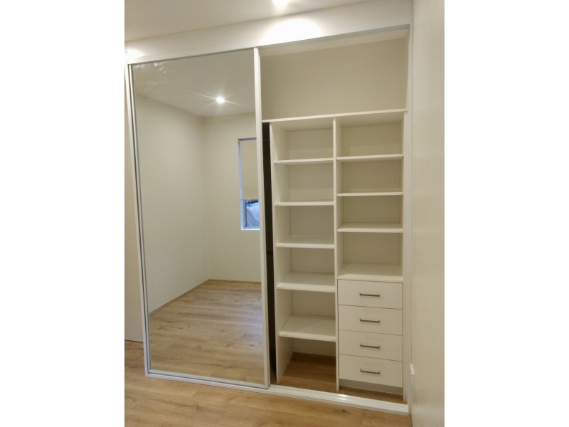 2/3 Short Street, Carlton NSW 2218