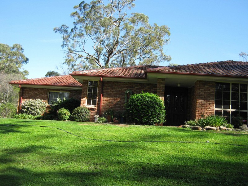 100 Mcwilliam Drive, Douglas Park NSW 2569