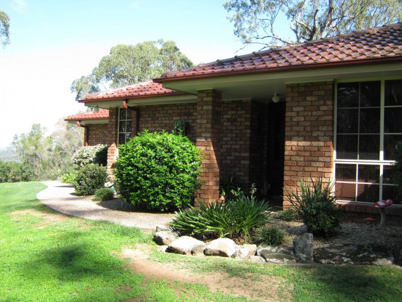 100 Mcwilliam Drive, Douglas Park NSW 2569