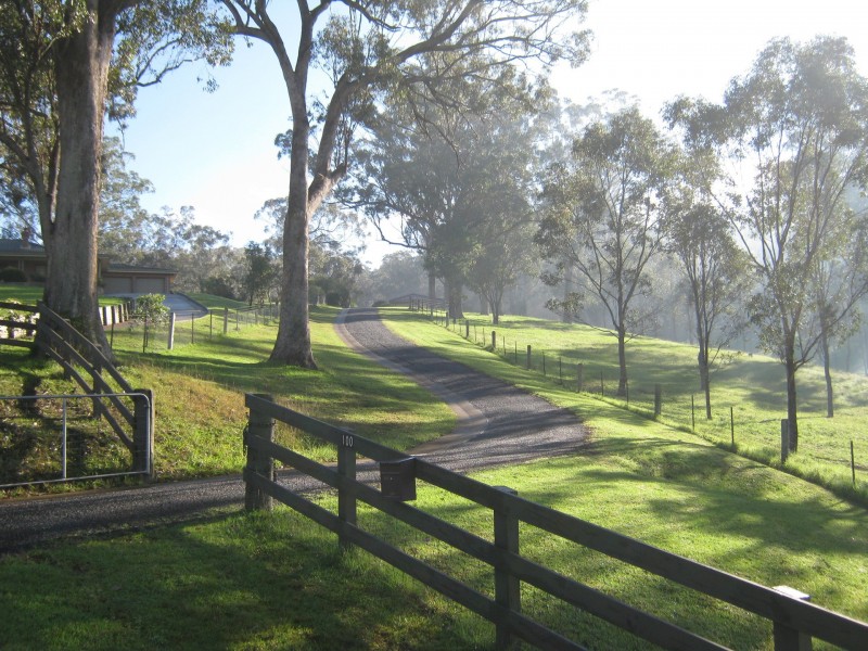 100 Mcwilliam Drive, Douglas Park NSW 2569