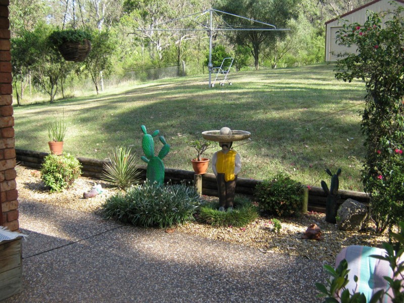 100 Mcwilliam Drive, Douglas Park NSW 2569