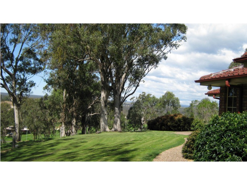 100 Mcwilliam Drive, Douglas Park NSW 2569