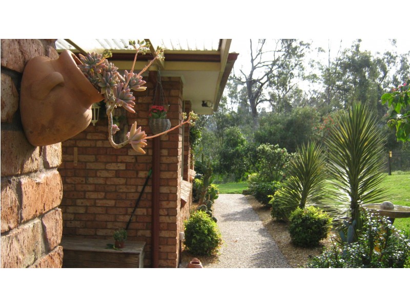 100 Mcwilliam Drive, Douglas Park NSW 2569