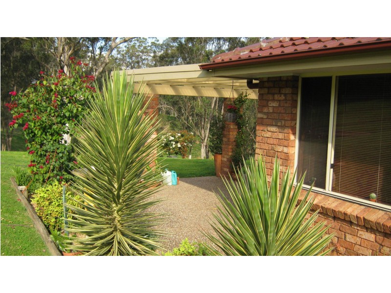 100 Mcwilliam Drive, Douglas Park NSW 2569