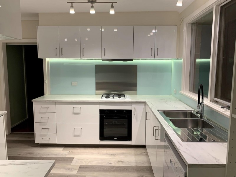 80 Hinkler Road East, Glen Waverley VIC 3150