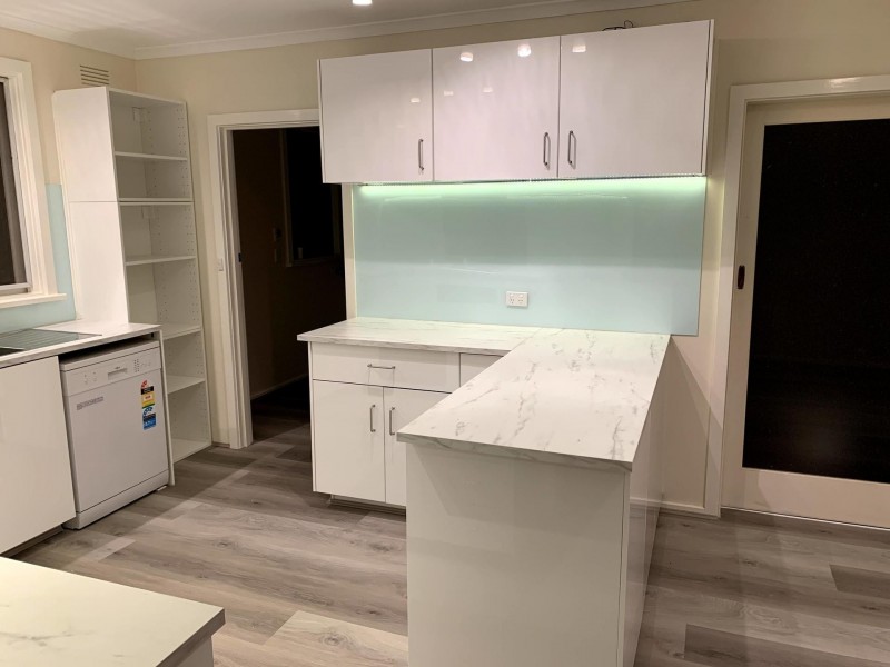 80 Hinkler Road East, Glen Waverley VIC 3150