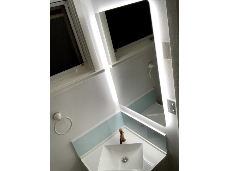 80 Hinkler Road East, Glen Waverley VIC 3150