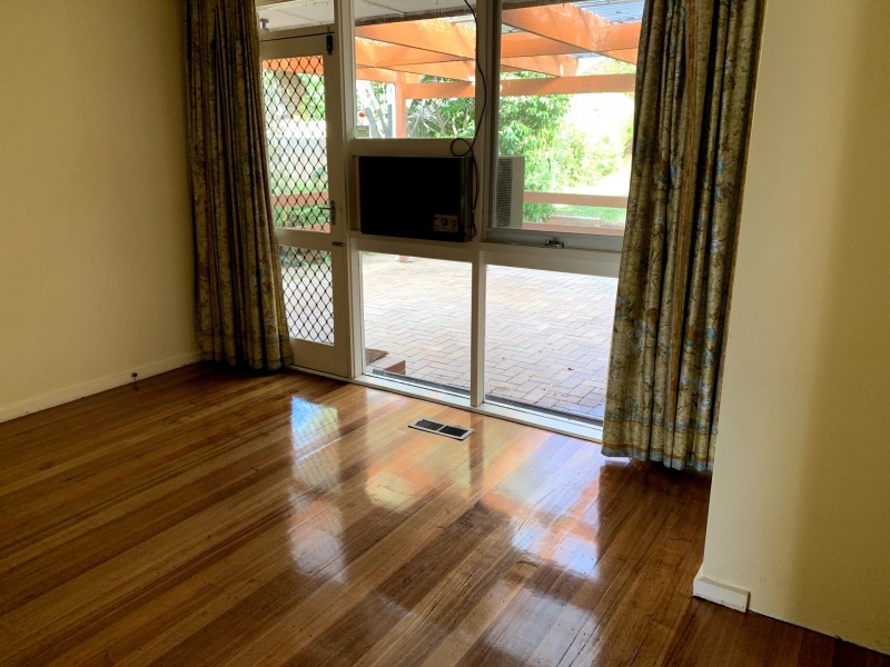 80 Hinkler Road East, Glen Waverley VIC 3150