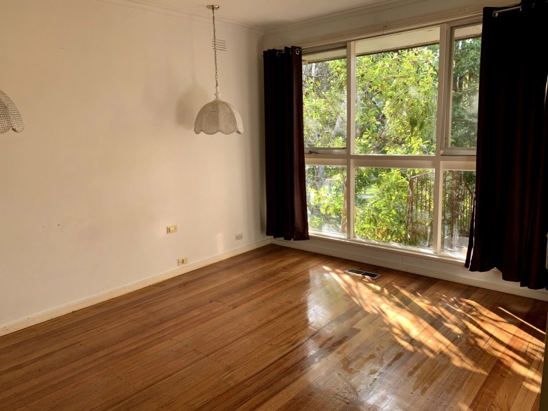 80 Hinkler Road East, Glen Waverley VIC 3150