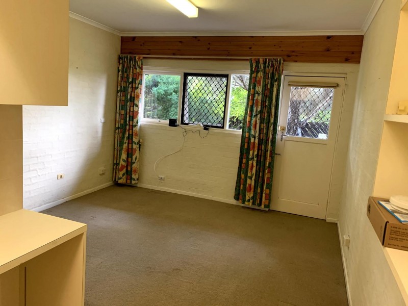 80 Hinkler Road East, Glen Waverley VIC 3150