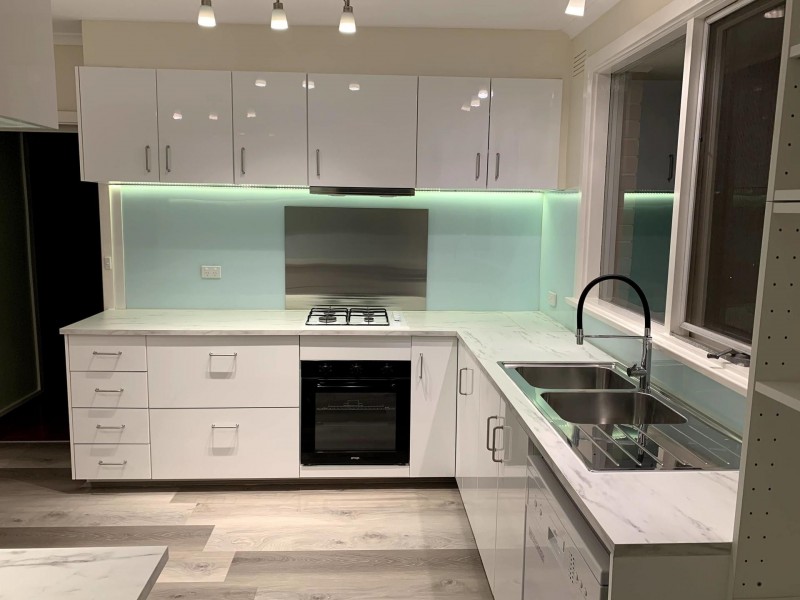 80 Hinkler Road East, Glen Waverley VIC 3150