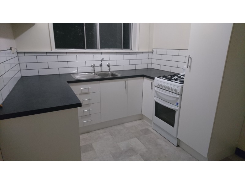 2/30 Edmund St, Clifton Hill VIC 3068