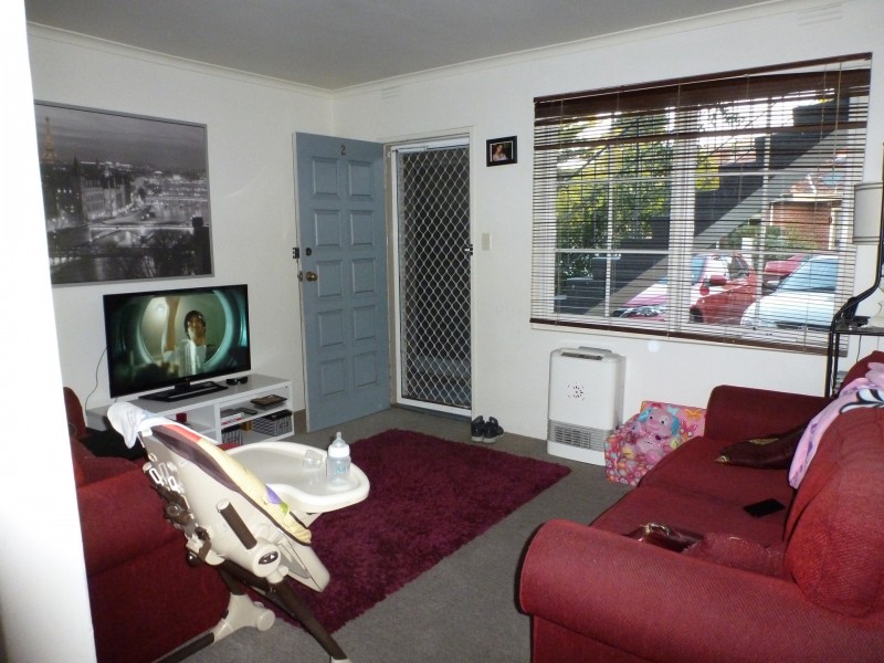 2/30 Edmund St, Clifton Hill VIC 3068