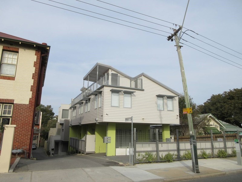 Unit 1/74 Stirling Highway, North Fremantle WA 6159