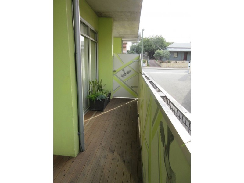 Unit 1/74 Stirling Highway, North Fremantle WA 6159