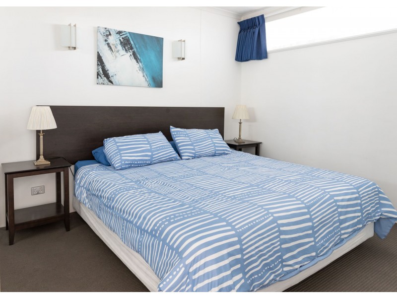 404/40 Surf Parade, Broadbeach QLD 4218