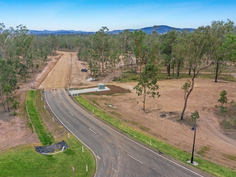 .303 Clarendon Road, Fernvale QLD 4306