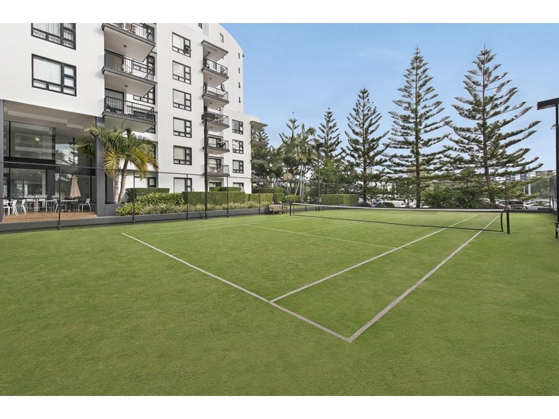 211/30-34 Surf Parade, Broadbeach QLD 4218
