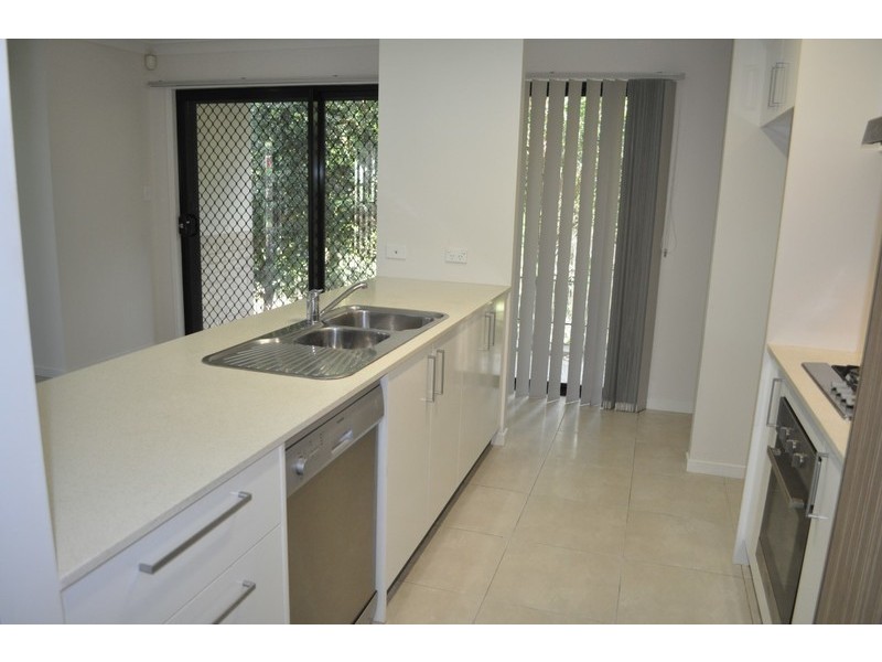 1/1 Barratt Street, Coomera QLD 4209