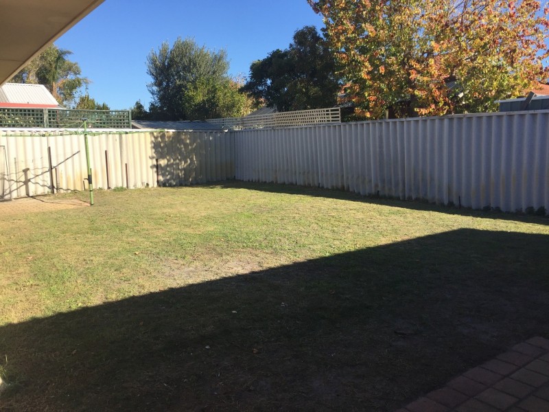 71 McLean Road, Canning Vale WA 6155