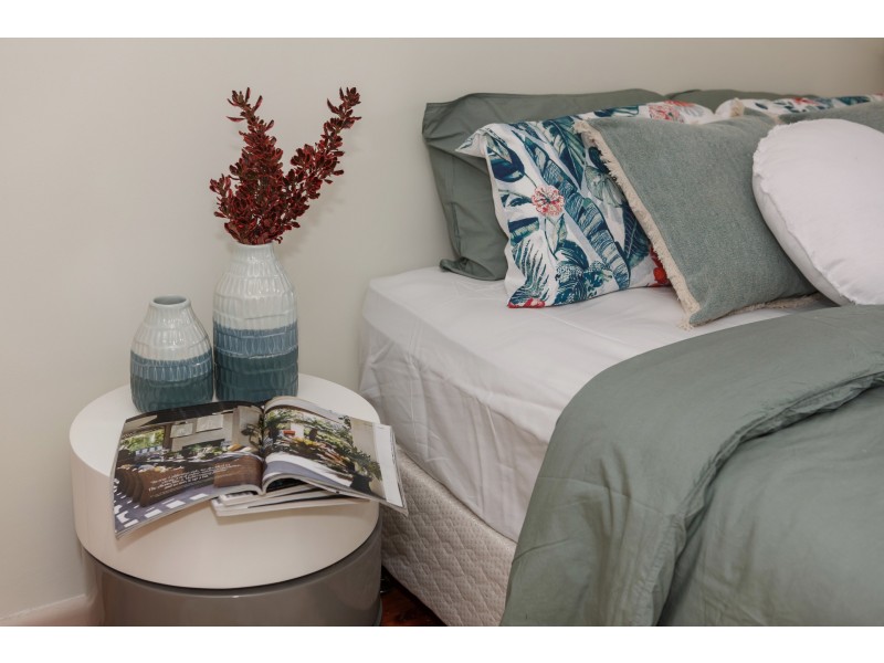 2/2 Cabena Crescent, Chadstone VIC 3148