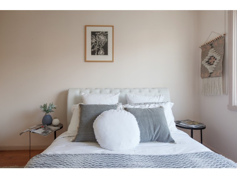 2/2 Cabena Crescent, Chadstone VIC 3148