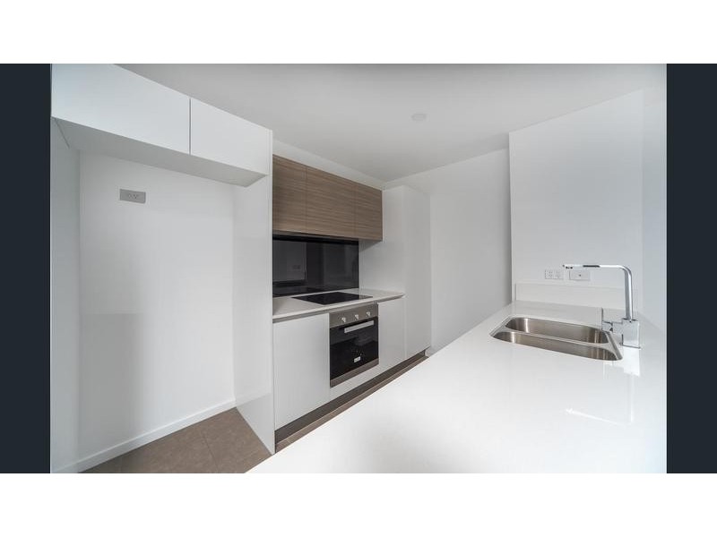 3209/1-7 Waterford Court, Bundall QLD 4217