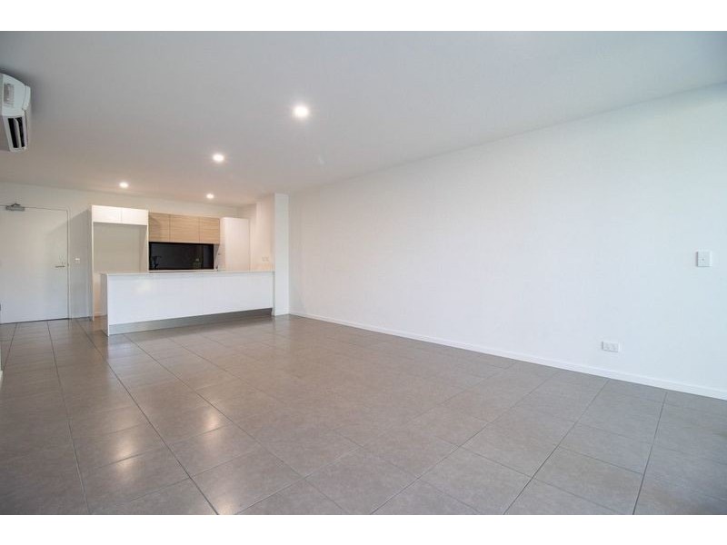 3209/1-7 Waterford Court, Bundall QLD 4217