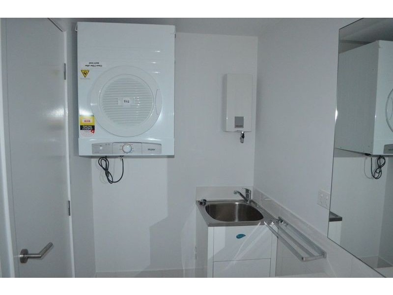 3209/1-7 Waterford Court, Bundall QLD 4217