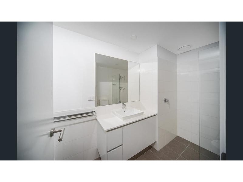 3209/1-7 Waterford Court, Bundall QLD 4217