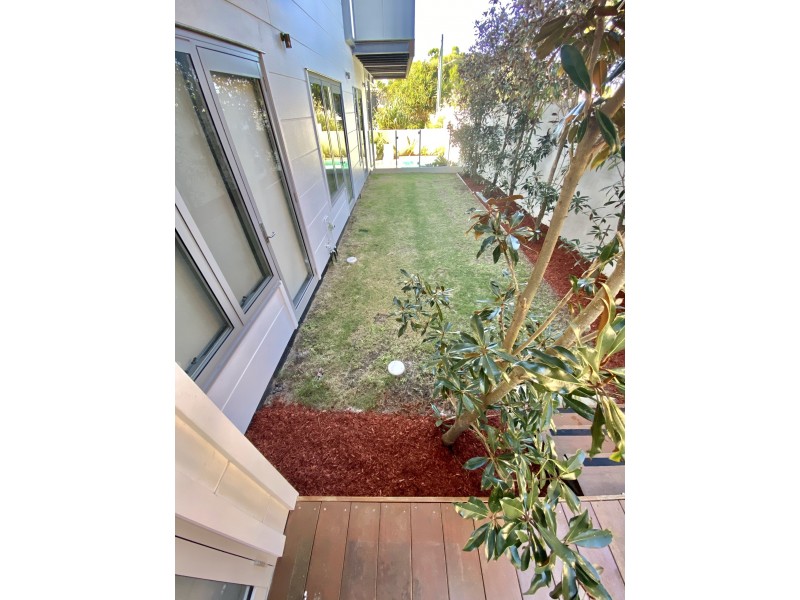 2/22 Tristania Drive, Marcus Beach QLD 4573