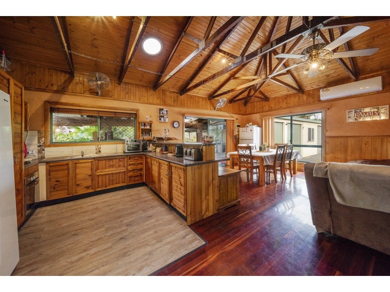 160 Denmans camp Road, Wondunna QLD 4655