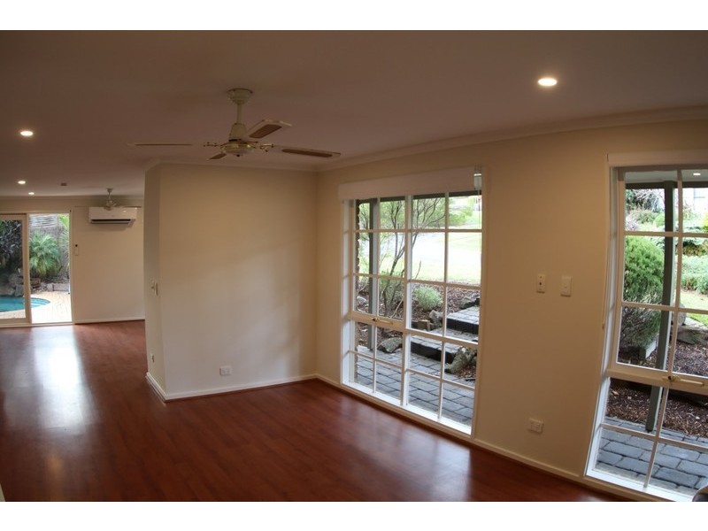 9 Tarwin Drive, Croydon Hills VIC 3136