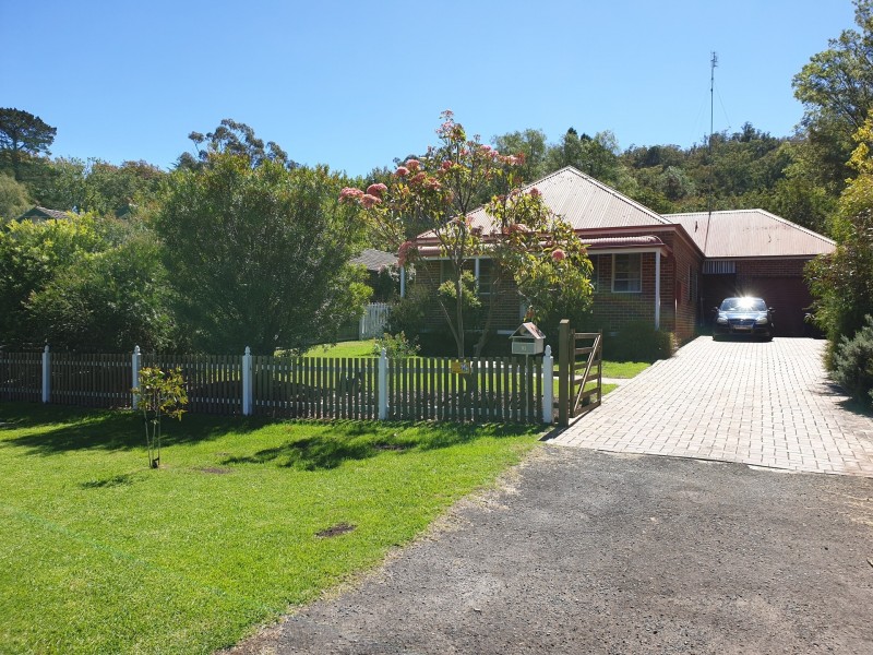16 CLEARVIEW STREET, Bowral NSW 2576
