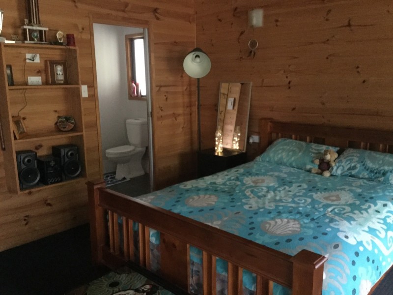 36 Taylor Street, Russell Island QLD 4184